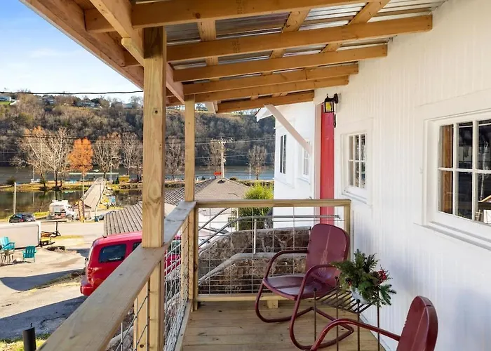 Historic Rockaway Beach Cottage